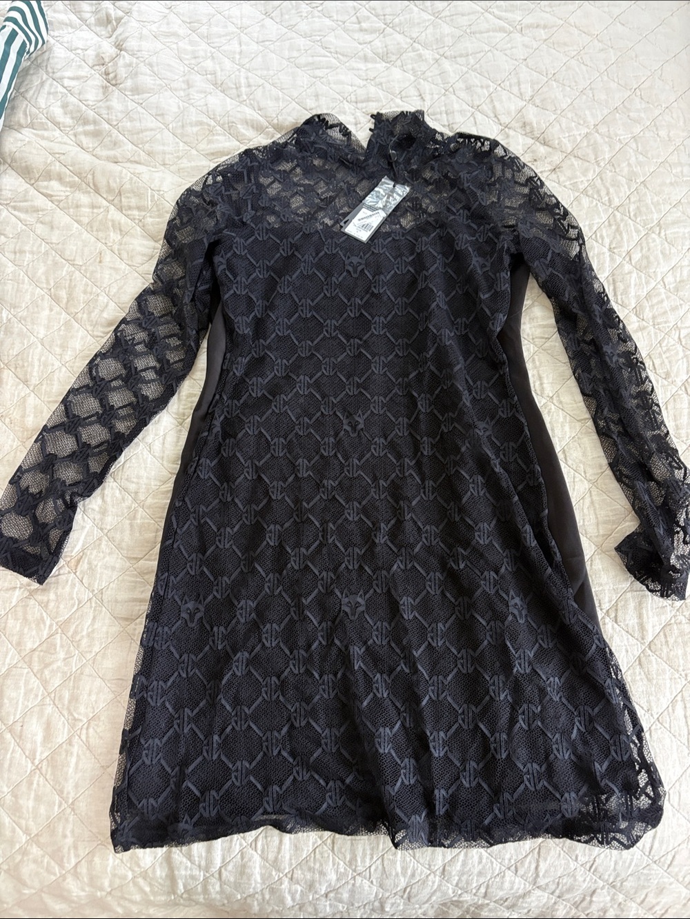 Greyson Black Lace Long-Sleeve Shift Dress